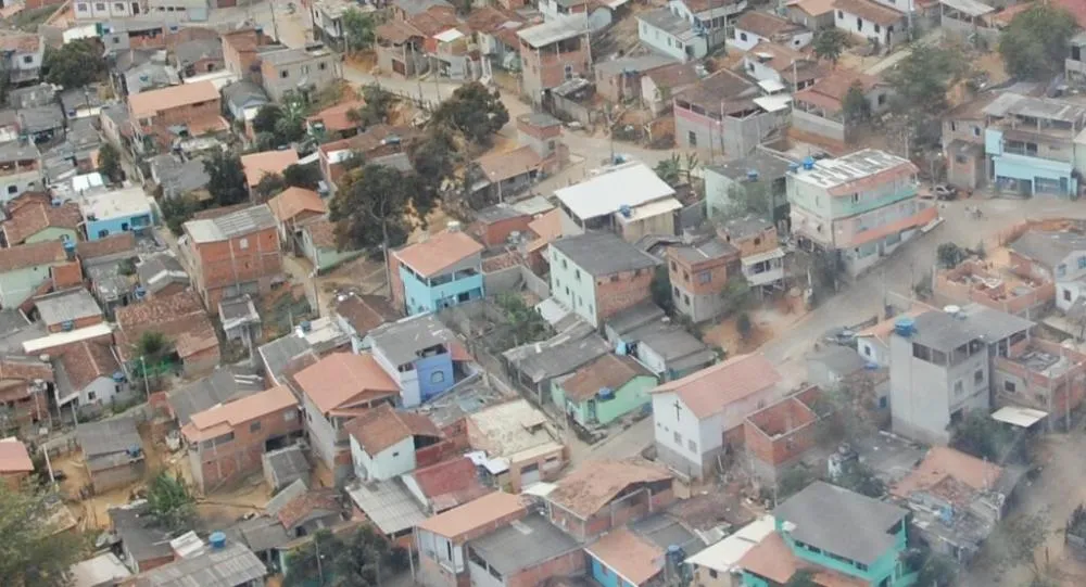 PM apreende 3 submetralhadoras de fabricação caseira no Morro do Aimóres