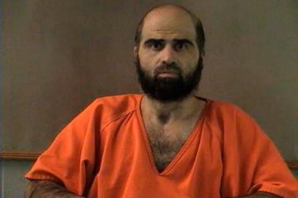 Trump ordena que atirador que matou 13 pessoas no Texas seja executado por fuzilamento