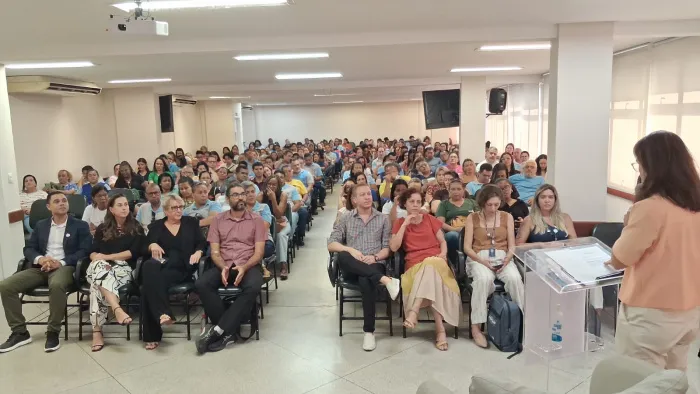 Prefeitura de Vitória capacita agentes para prevenção e resposta aos impactos das mudanças climáticas na saúde