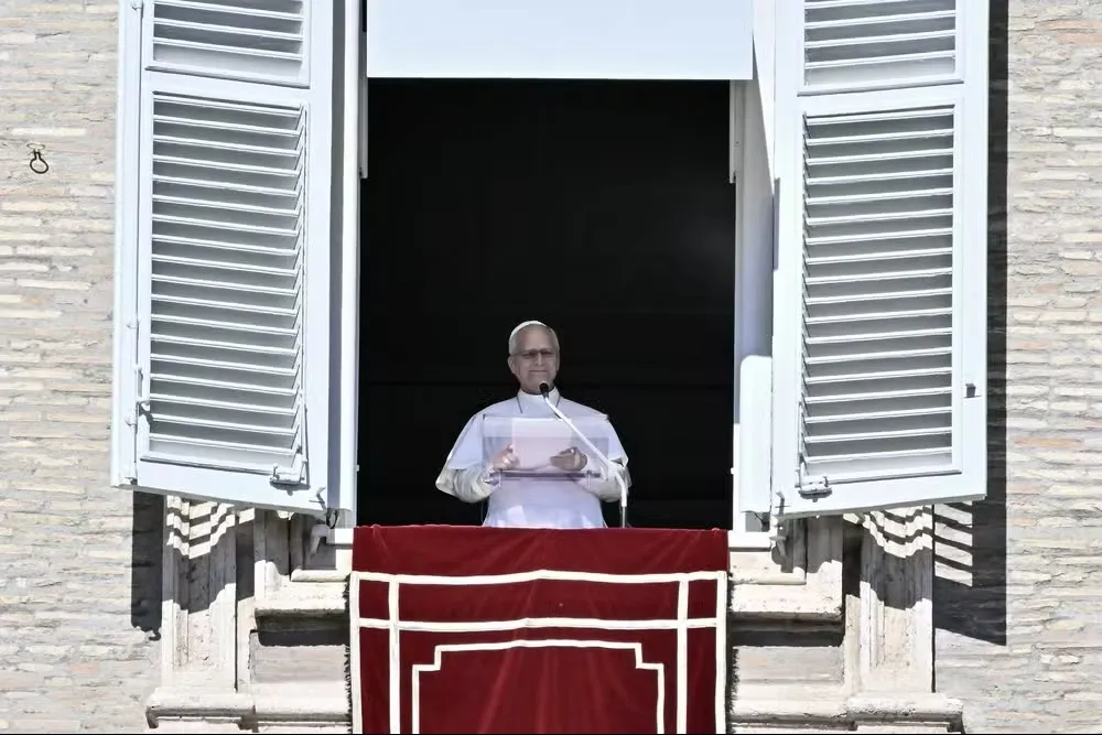 Papa Leão XIV é internado para remover nódulo no pulmão