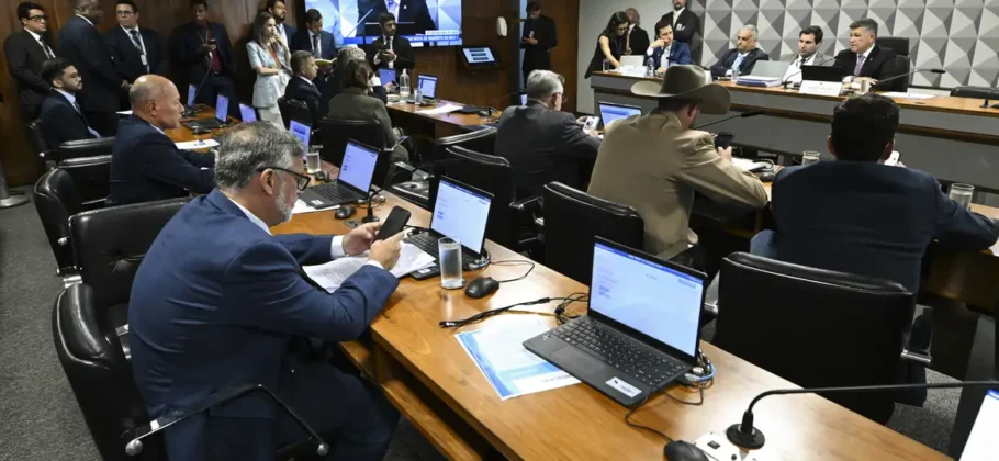 © Carlos Moura/Agência Senado