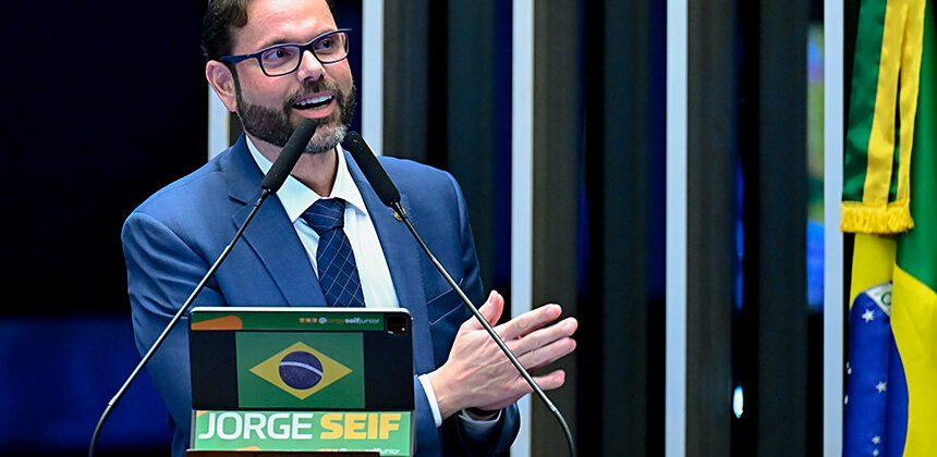 Seif destaca projetos de exclusividade a mulheres do ‘sexo biológico feminino’