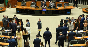 Congresso deve votar ao menos 87 vetos que trancam pauta na volta do recesso